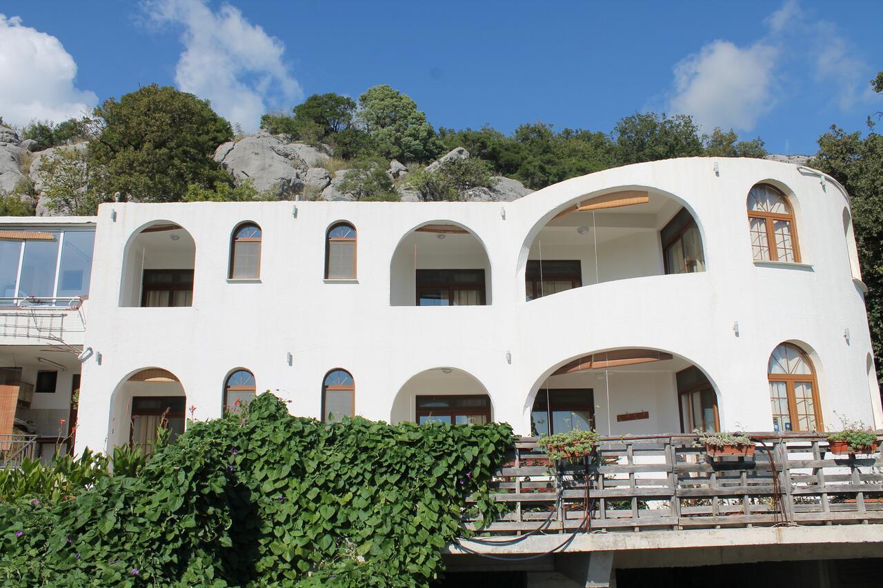 Pataki Studios Petrovac Extérieur photo