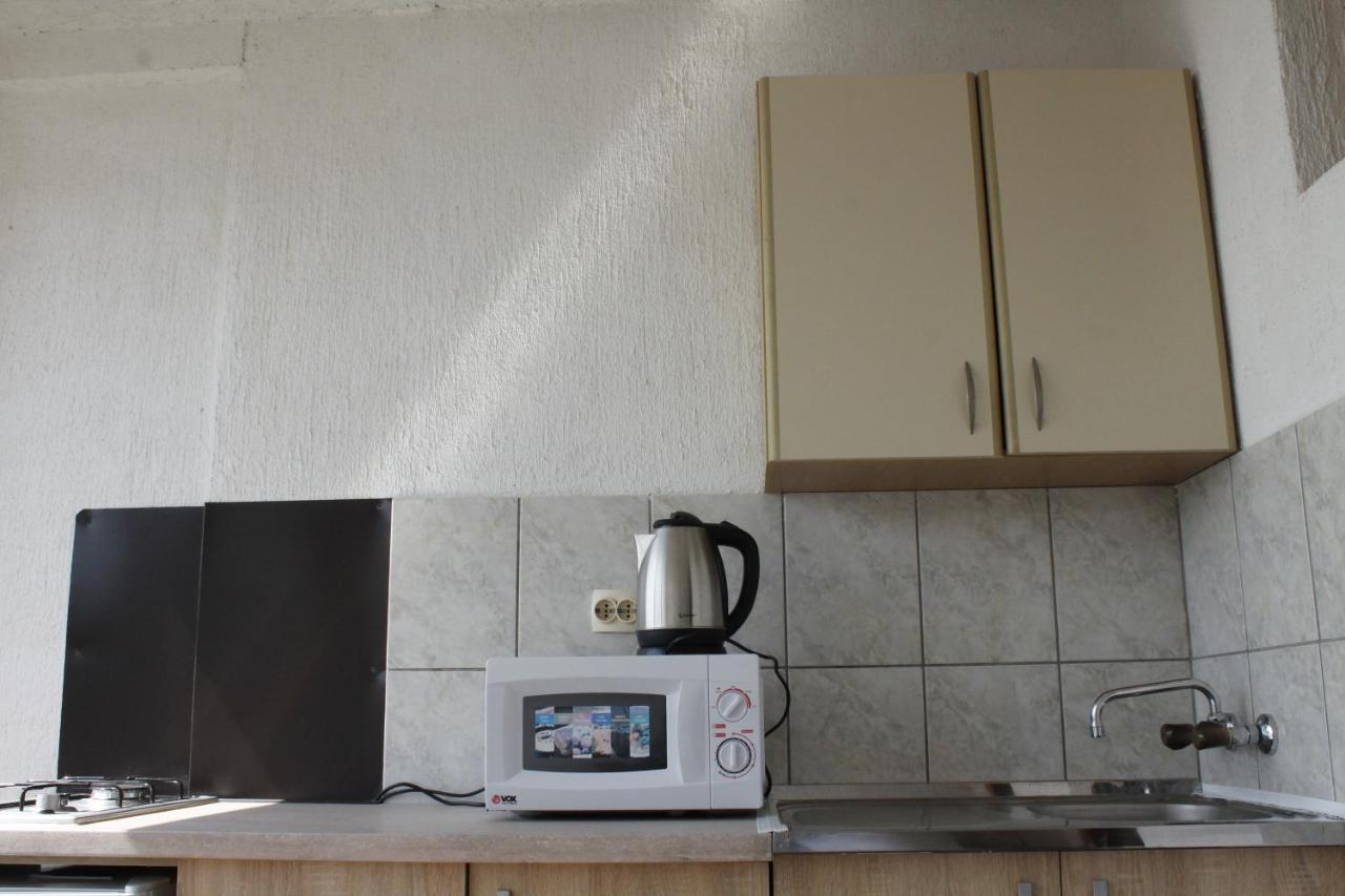 Pataki Studios Petrovac Extérieur photo