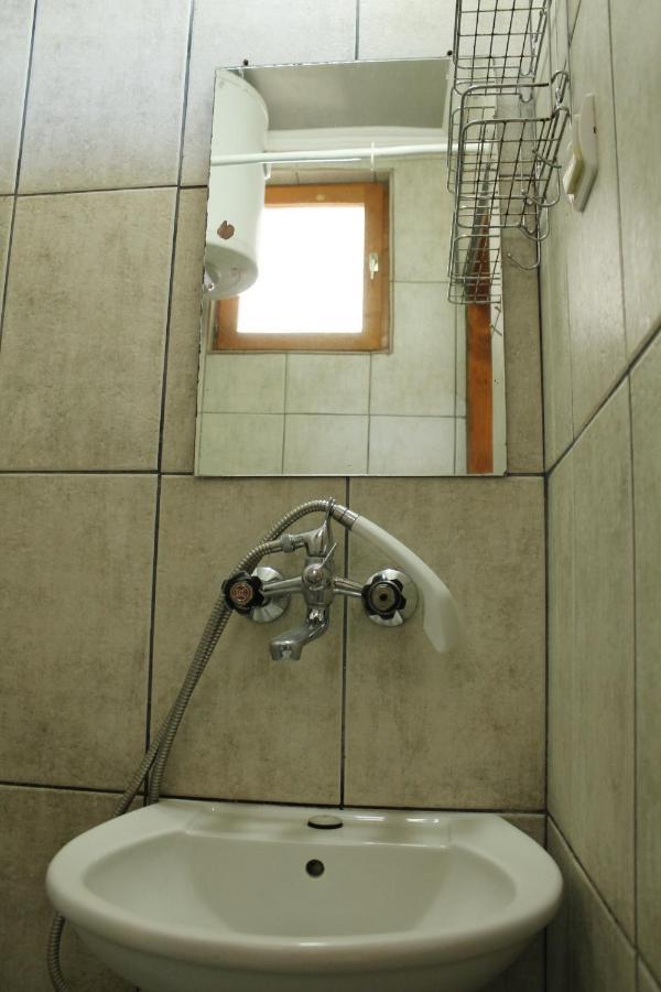 Pataki Studios Petrovac Extérieur photo